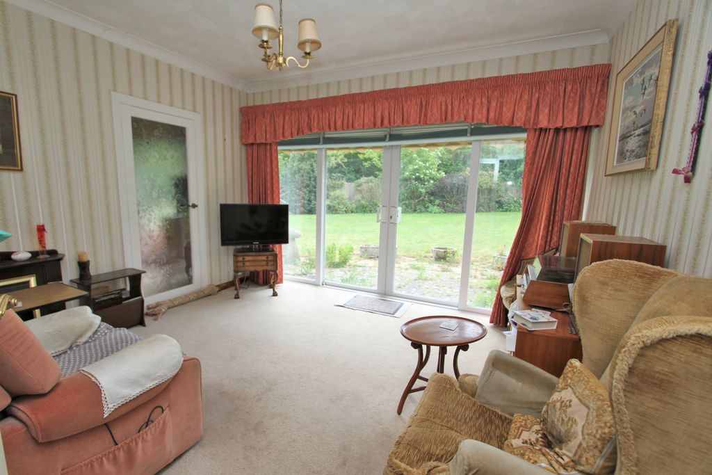 Additional image 8 of 4 bed detached house for saleFairway Close, Eastbourne BN20