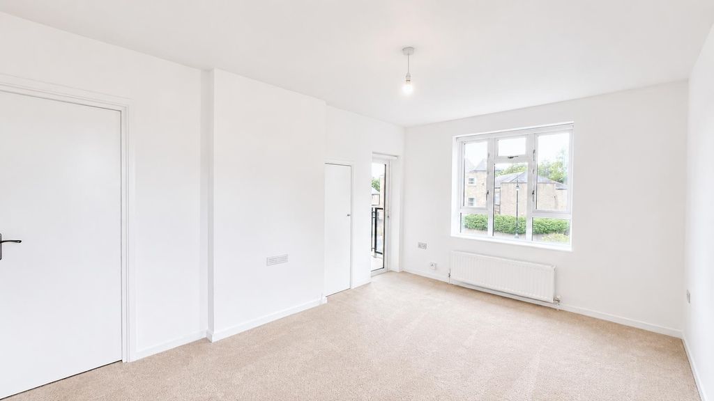 Property photo 3 of 9 Reception Room