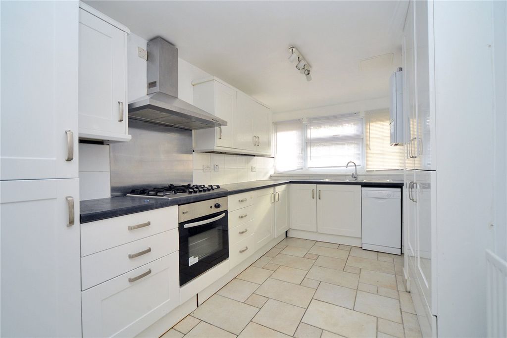 Property photo 2 of 13 Picture No. 03