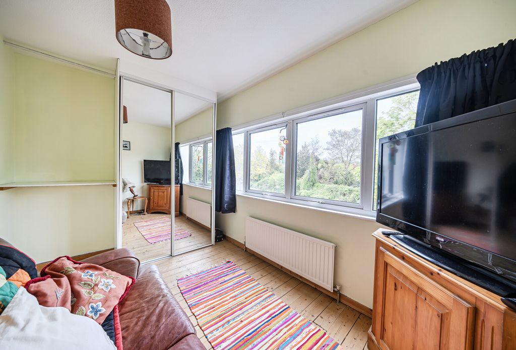 Property photo 3 of 21 1441452-9-69De698...