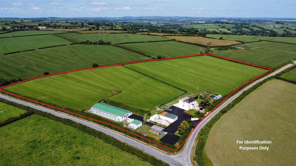 Property photo 2 of 39 Untitled.Jpg