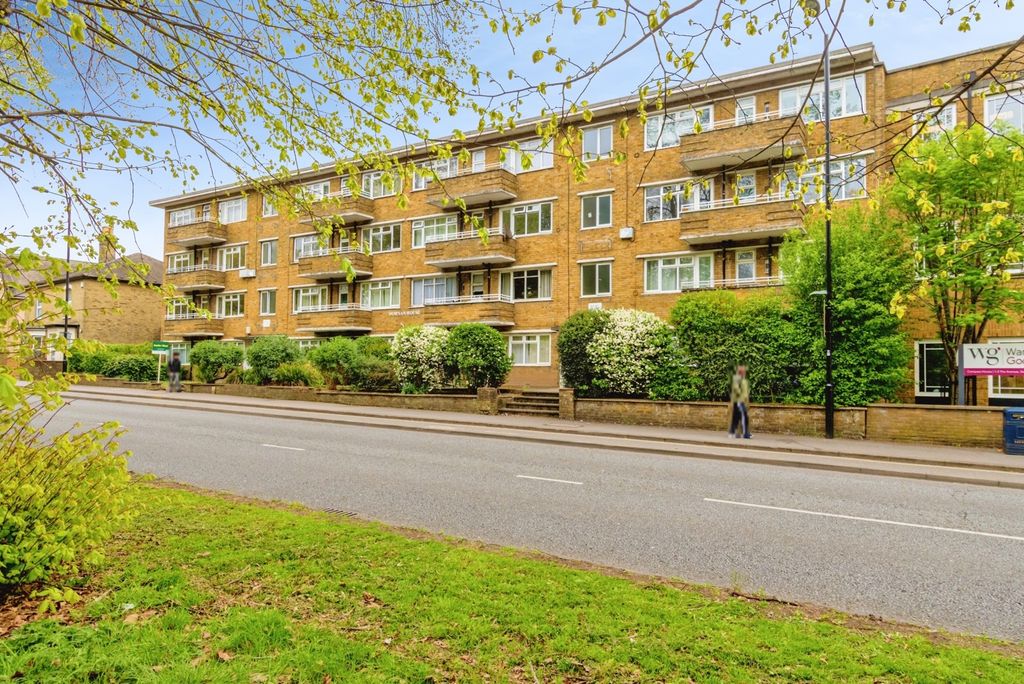 Property photo 3 of 18 Pbox-Img.Jpg