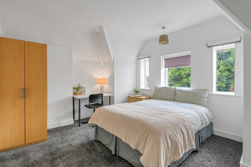 Property photo 1 of 6 Picture No. 22