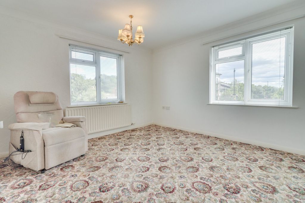 Property photo 2 of 10 Picture No. 04