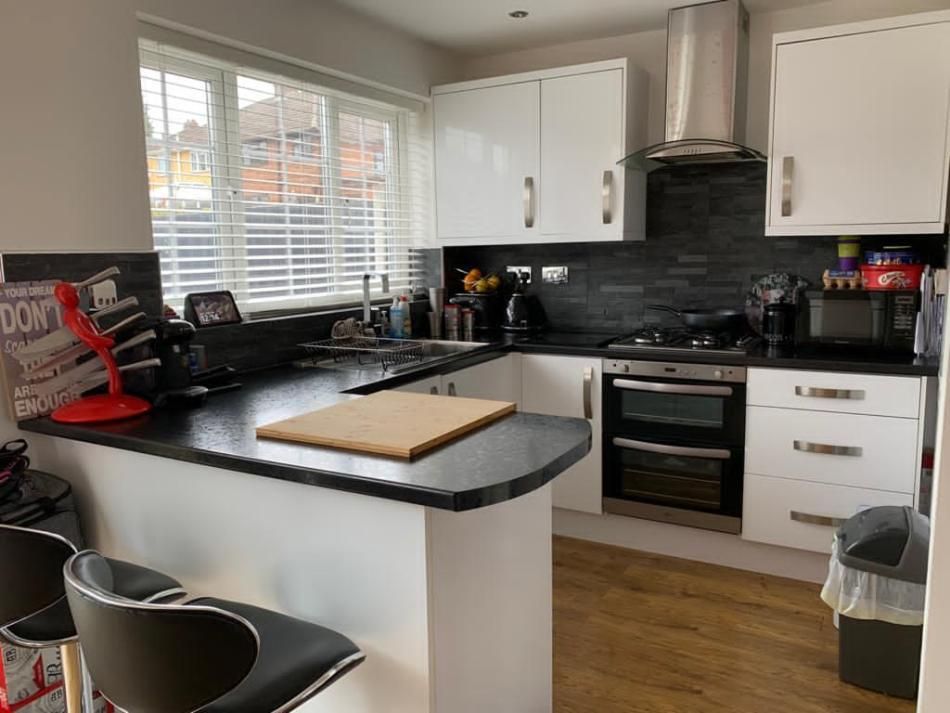Property photo 2 of 9