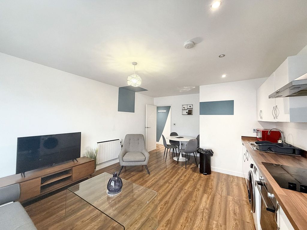 Property photo 2 of 6 Living Room