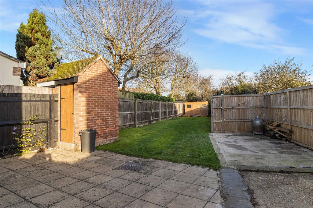 Property photo 3 of 19 15_67645.Jpg