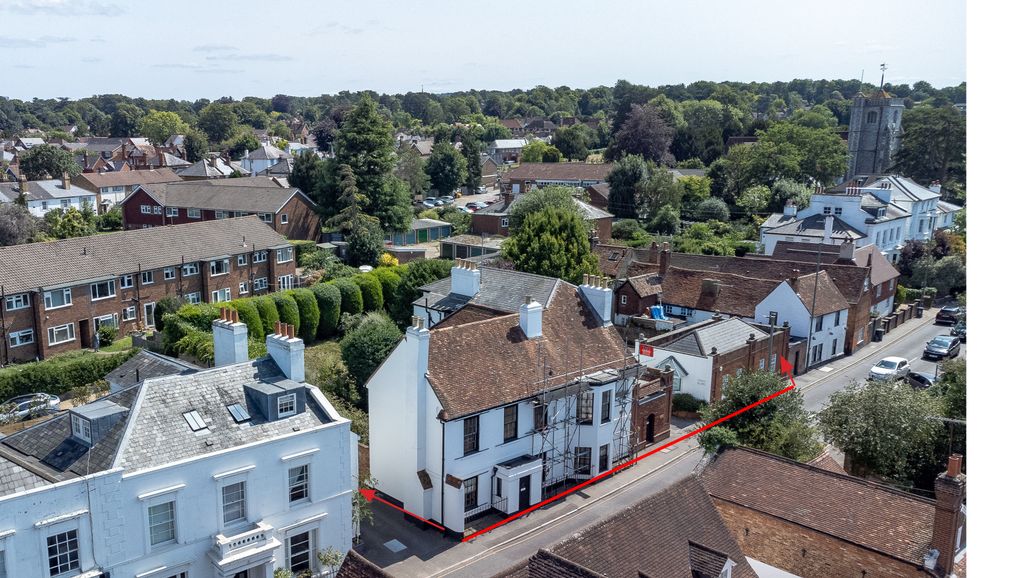 Property photo 1 of 77 J0016-049.Jpg