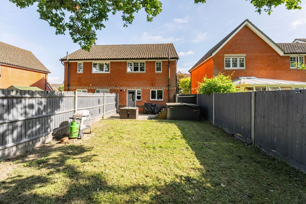 Property photo 2 of 13