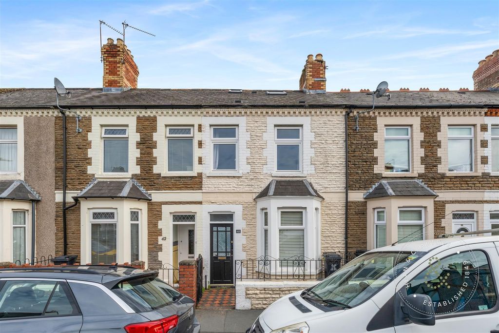 Property photo 1 of 27 Hern Crabtree-2170.Jpg