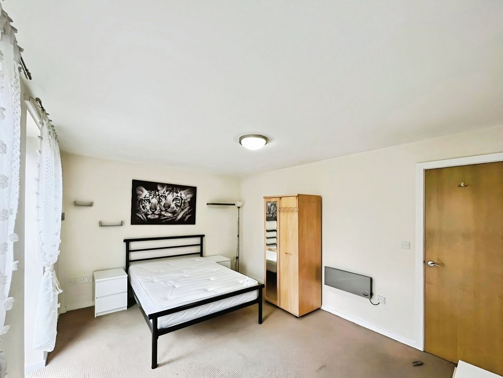 Property photo 3 of 5 Picture No. 26