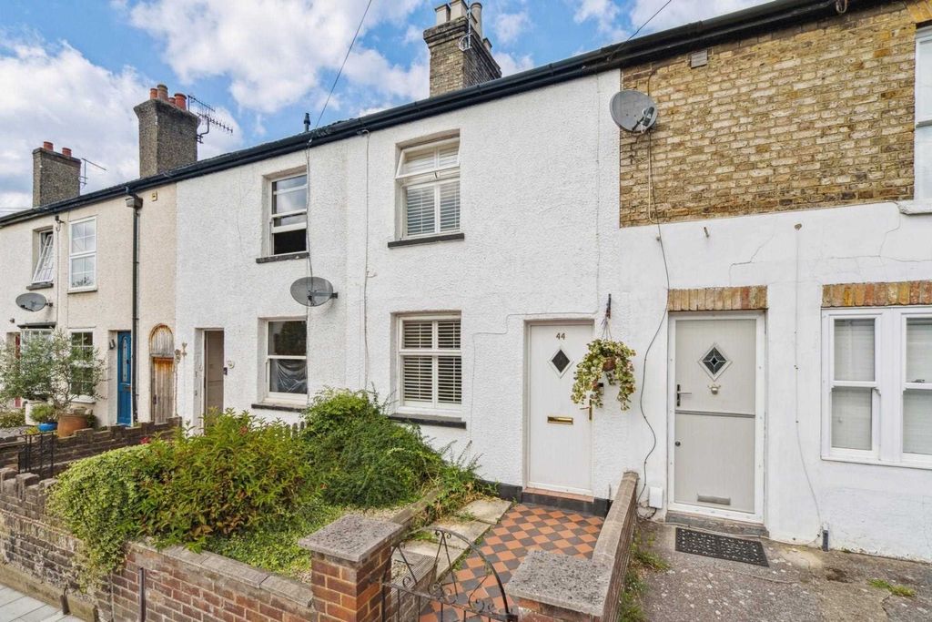 Property photo 1 of 14