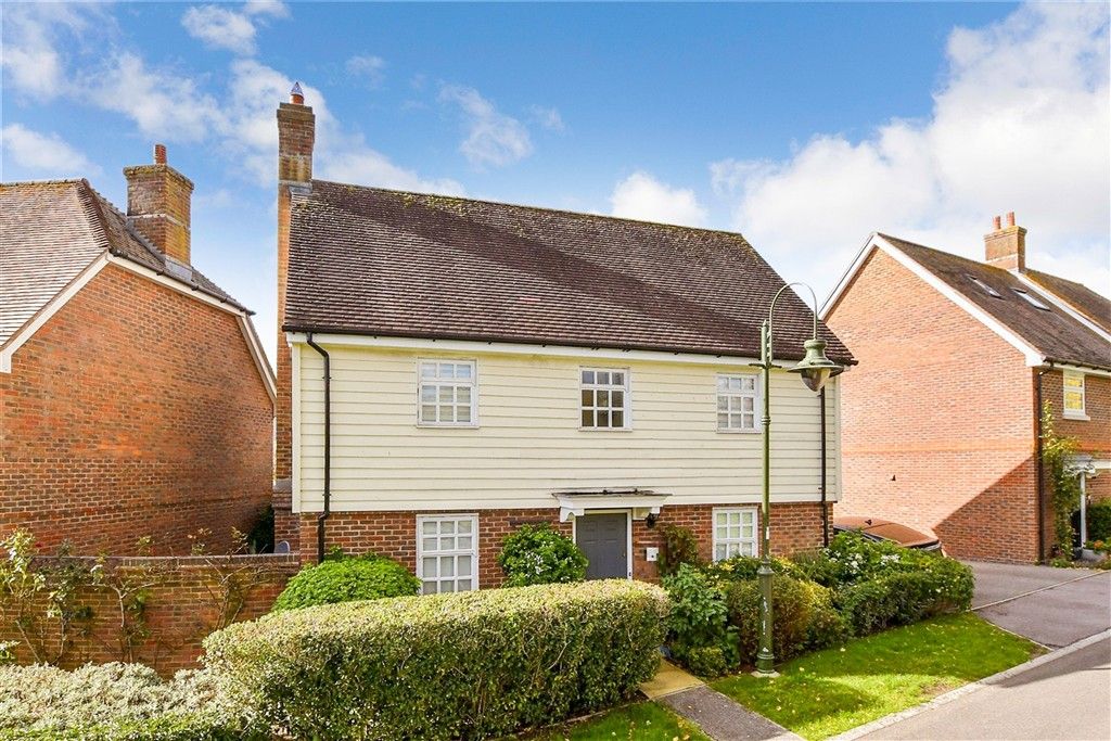 Property photo 2 of 12 External (Web)