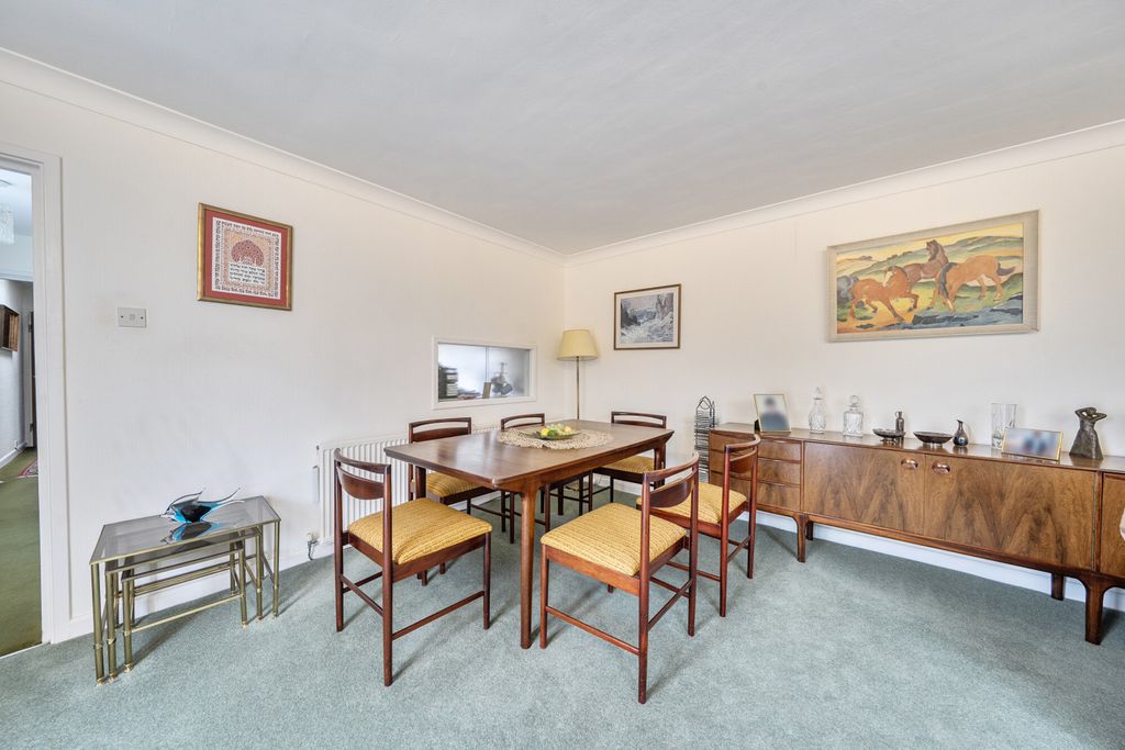 Property photo 3 of 15 1472328-16-6A26Ac...