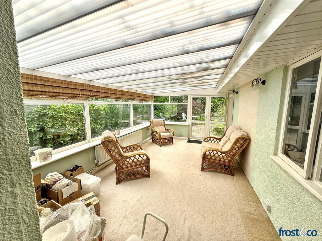 Property photo 3 of 12 Conservatory