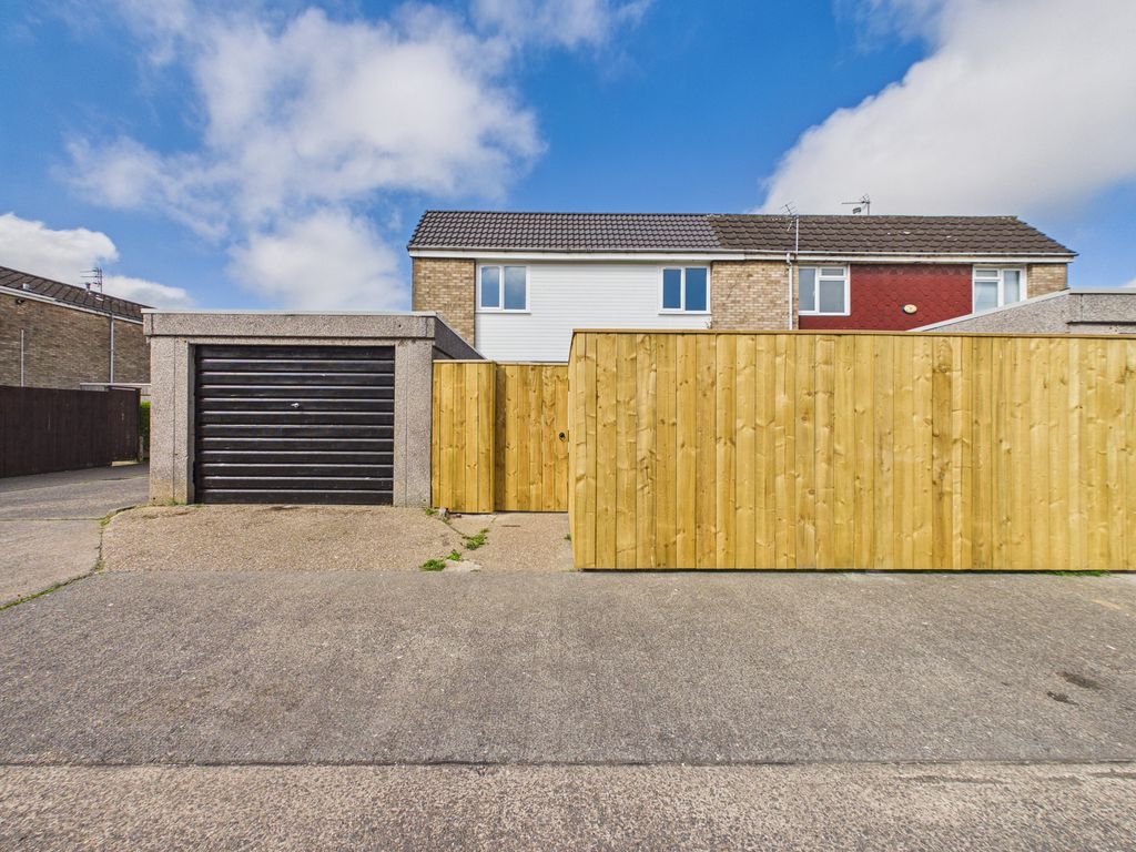 Property photo 1 of 21