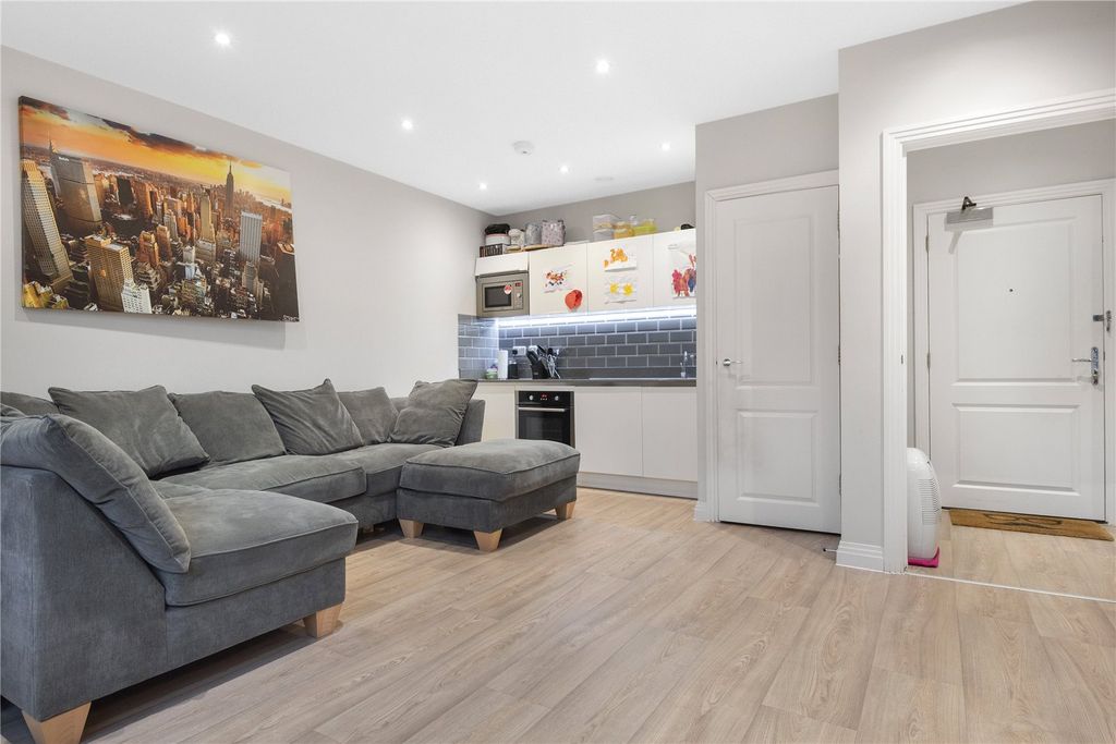 Property photo 1 of 10 Picture No. 05