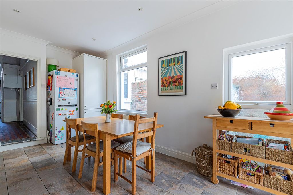 Property photo 3 of 14 13-11.Jpg