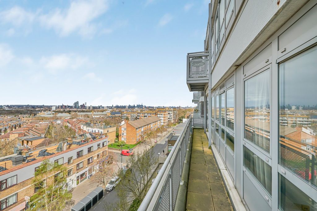 Property photo 2 of 13 Picture No. 12