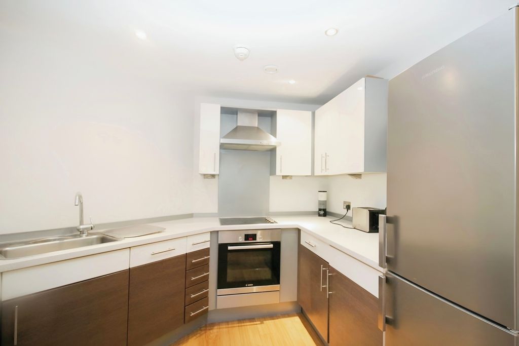 Property photo 3 of 10 Lrg_Img_8557_9_Origi