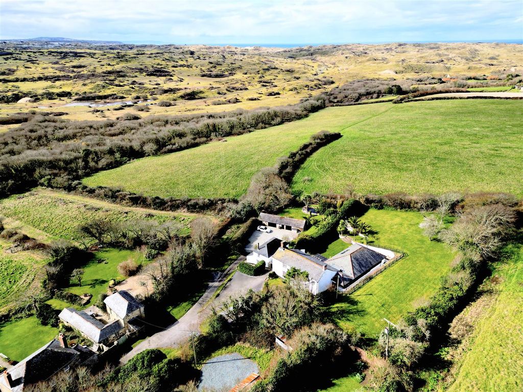 Property photo 3 of 69 Trebisken House With Dunes.Jpg