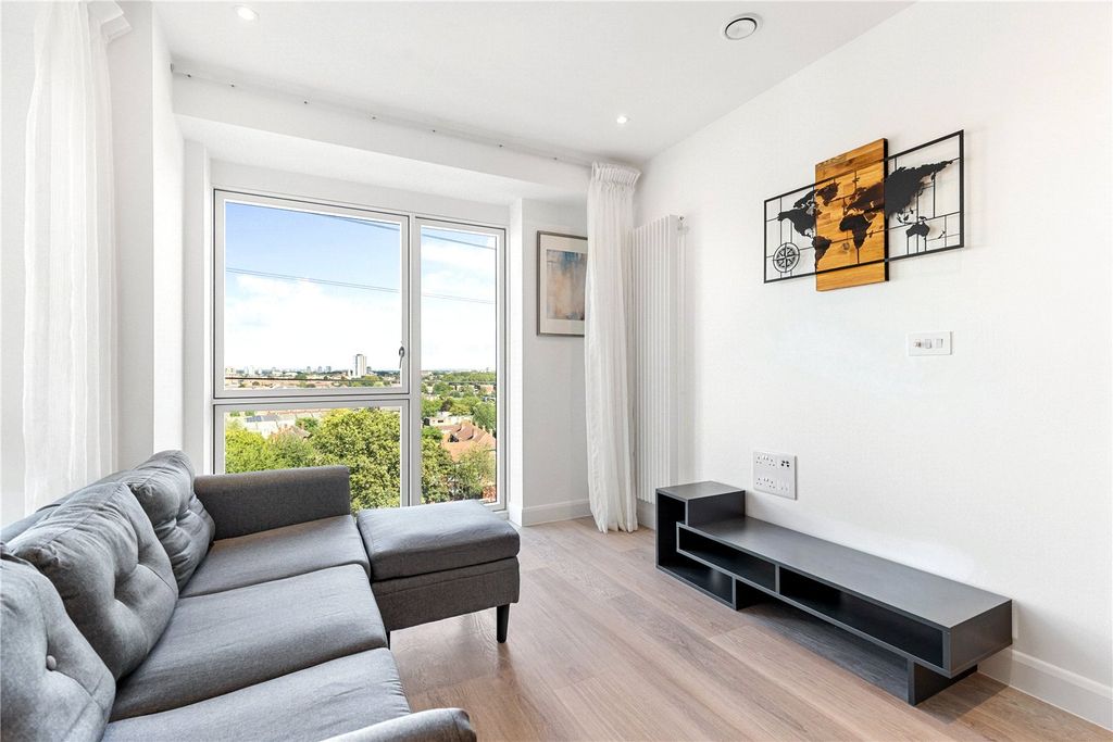 Property photo 1 of 10 Picture No. 05