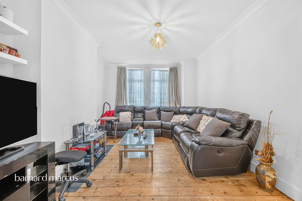Property photo 2 of 5