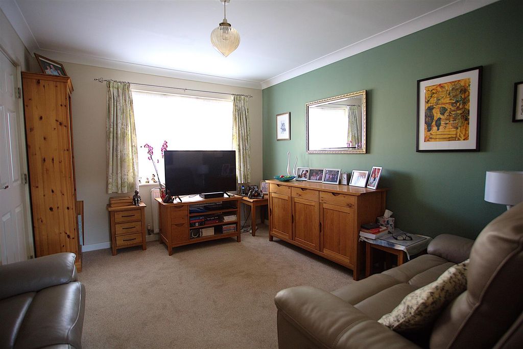 Property photo 3 of 14 Derb8429.Jpg