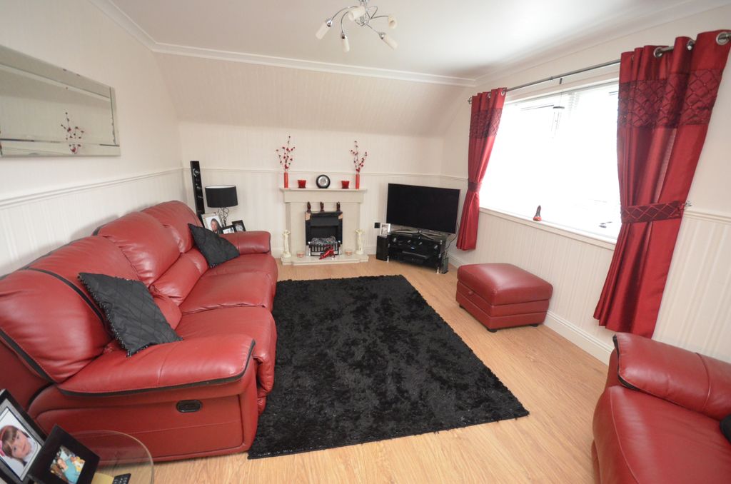 Property photo 1 of 4