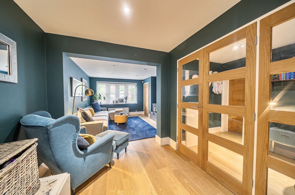 Property photo 3 of 18 1469504-9-6A1Df4d...
