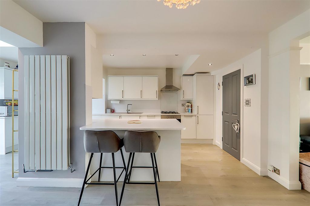 Property photo 3 of 21 Img_6519-Img_6521.Jpg