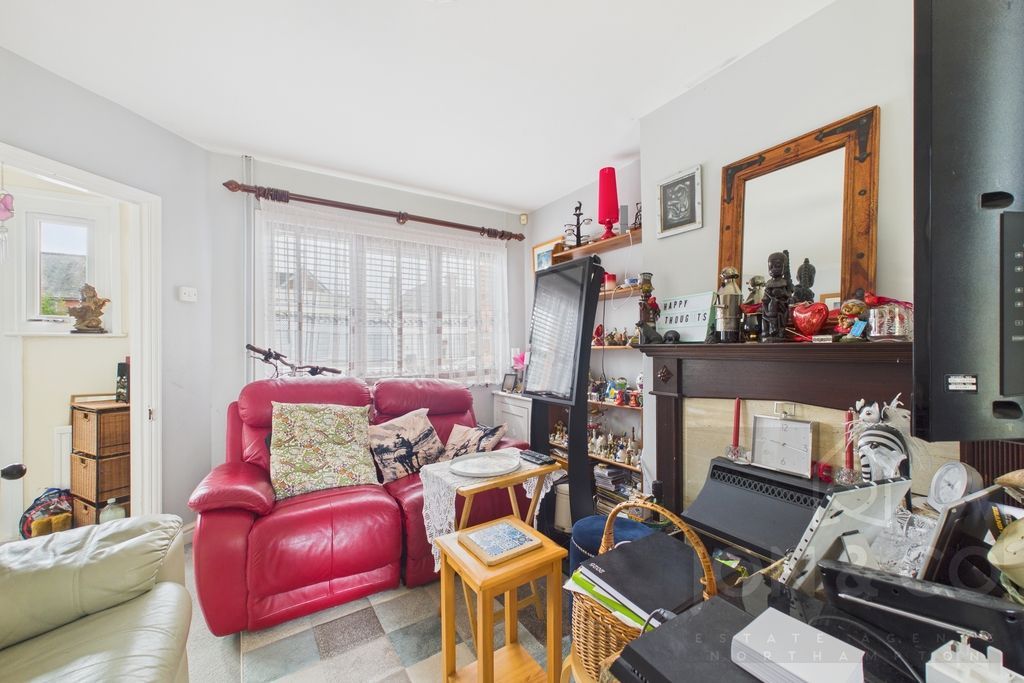 Property photo 3 of 10