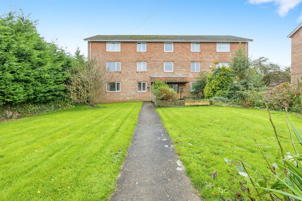 Property photo 1 of 19