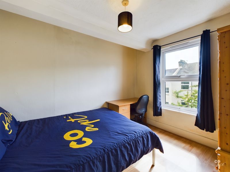 Property photo 1 of 8 Photo 15