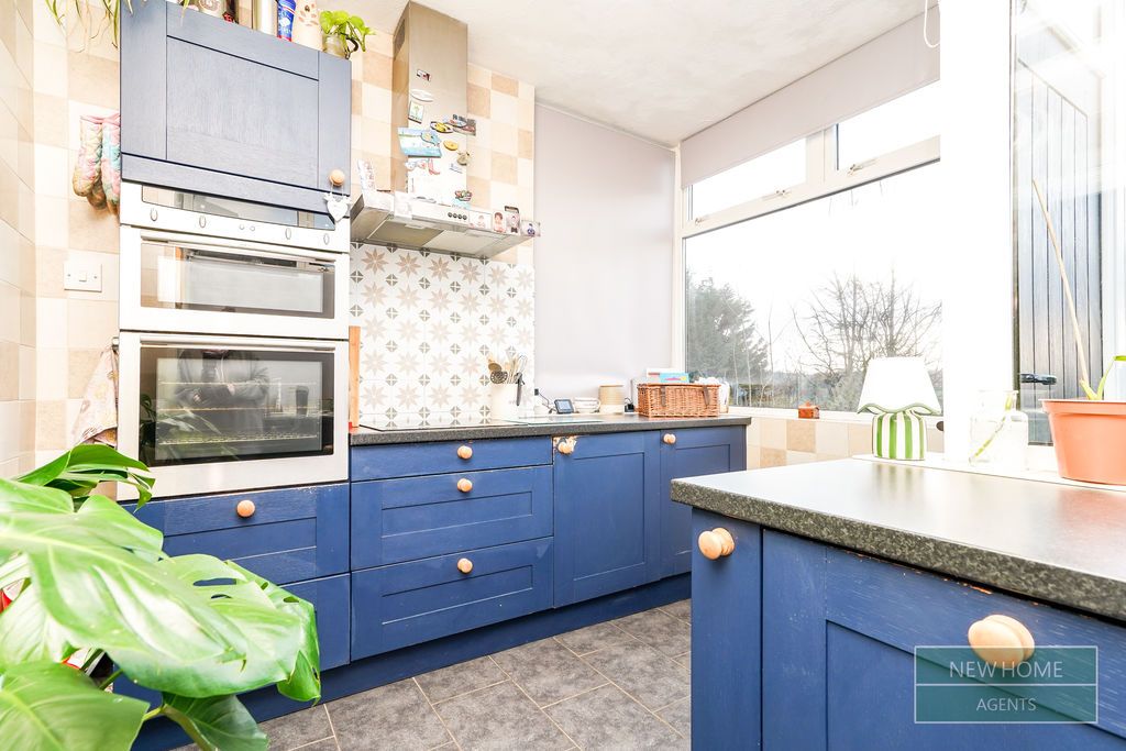 Property photo 2 of 16 Photo 9