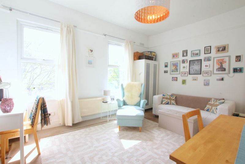 Property photo 3 of 7 3