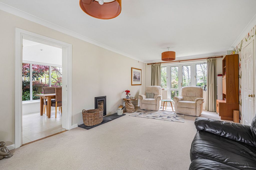 Property photo 3 of 26