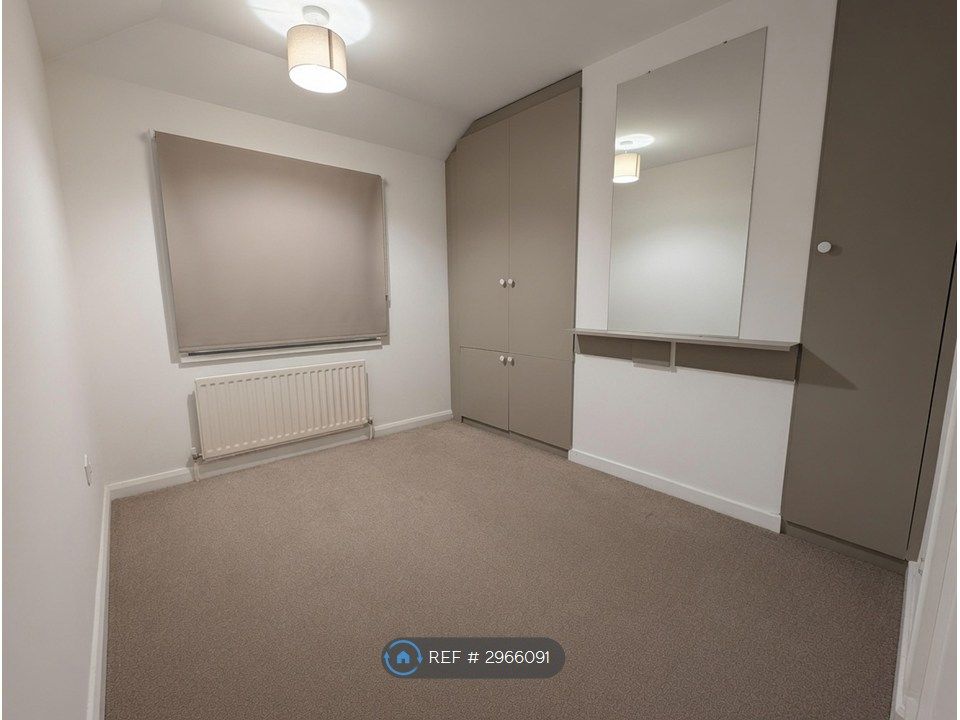 Property photo 3 of 24