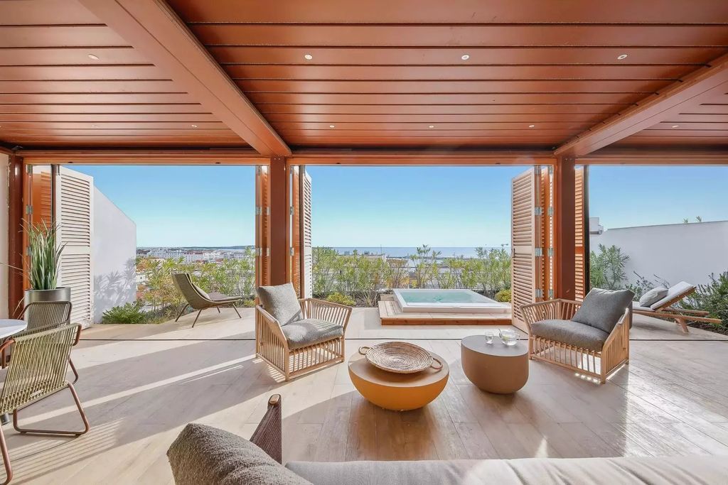 Property photo 1 of 27