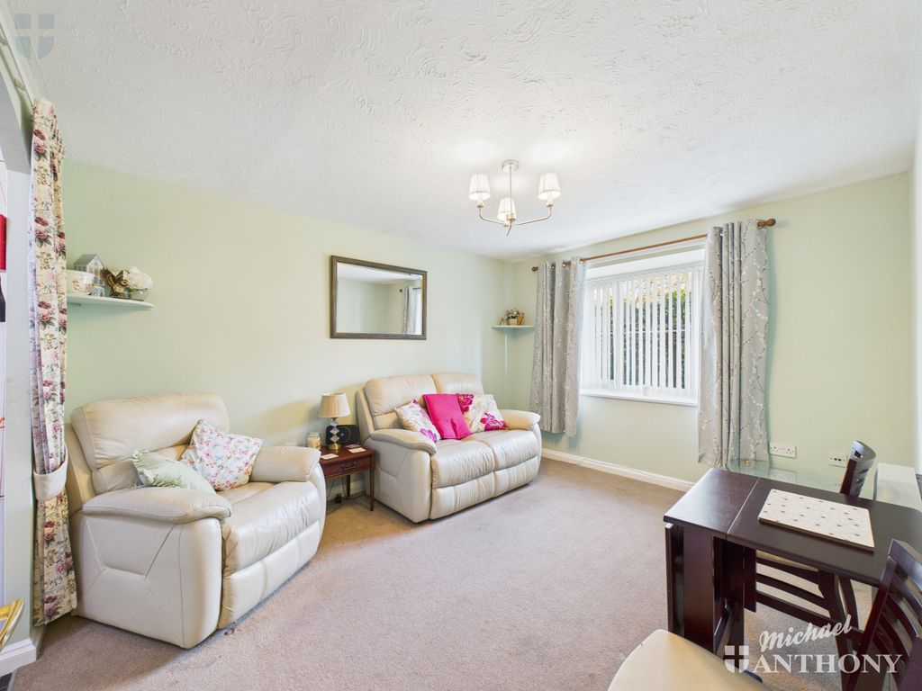 Property photo 3 of 7 Cam03218G0-Pr0835-Still004