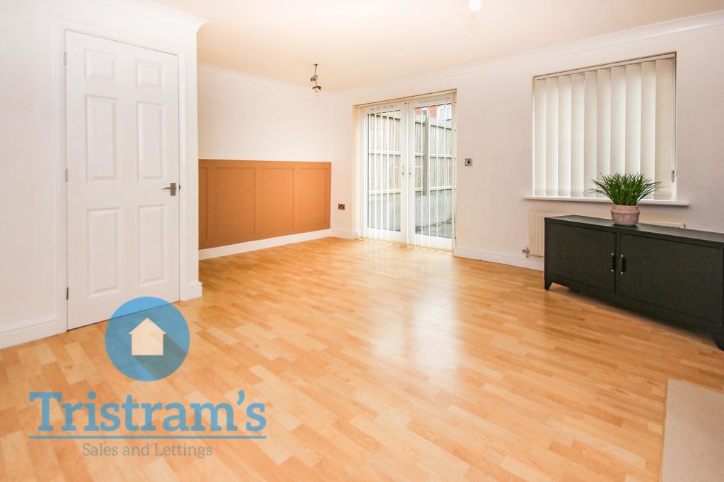 Property photo 3 of 13 Img_8603