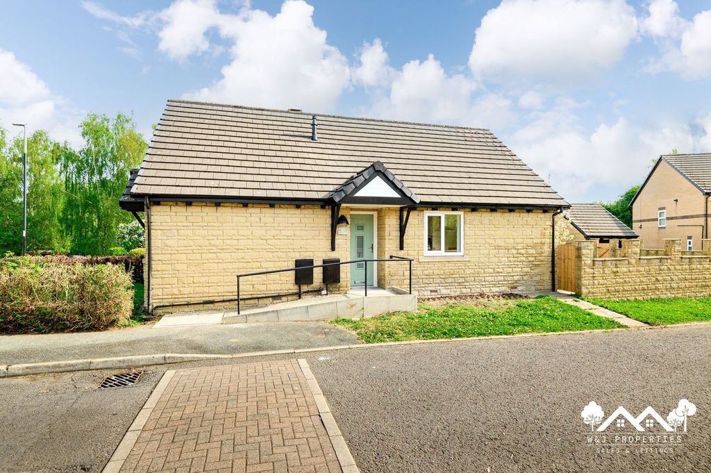 Property photo 1 of 25