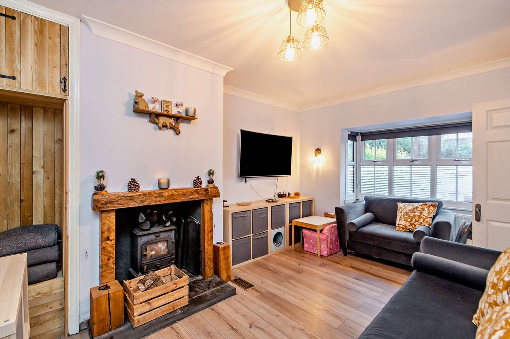 Property photo 3 of 29