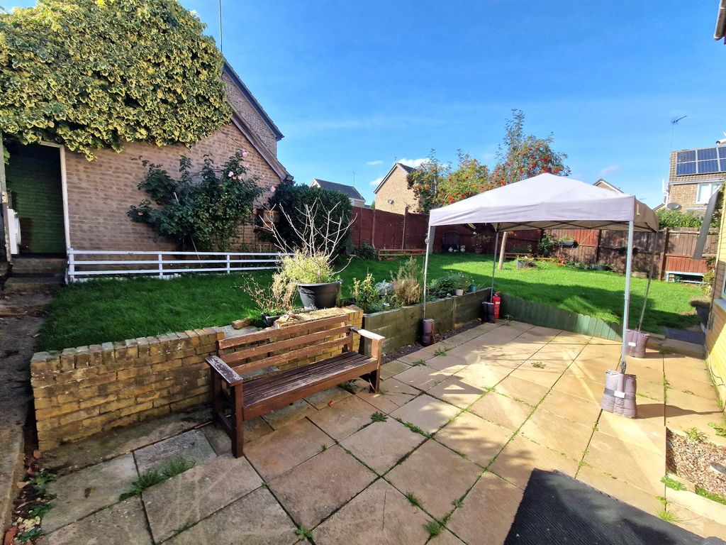Property photo 2 of 3