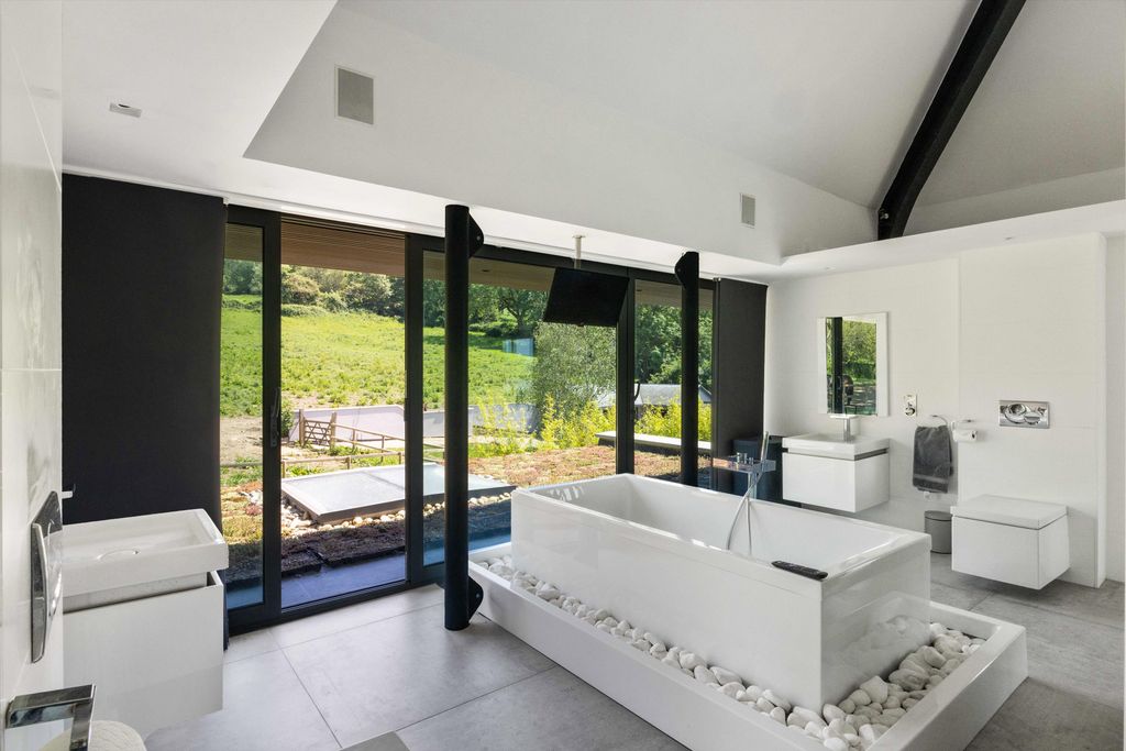 Additional image 19 of 6 bed detached house for saleCleeve Hill Road, Cheltenham, Gloucestershire GL52