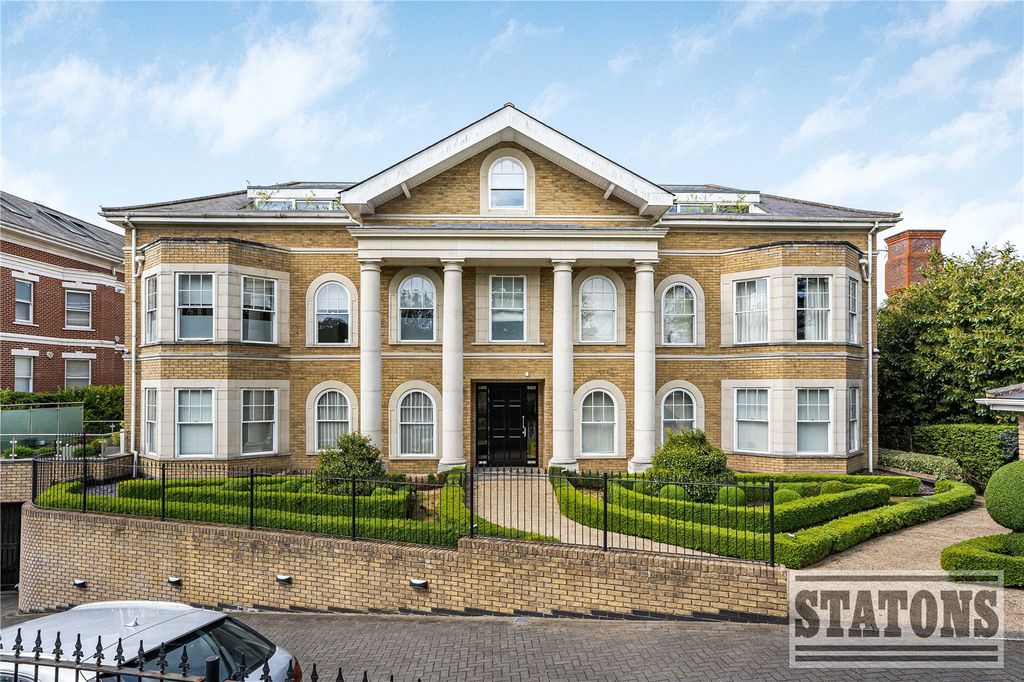 Property photo 1 of 29 Picture No. 04