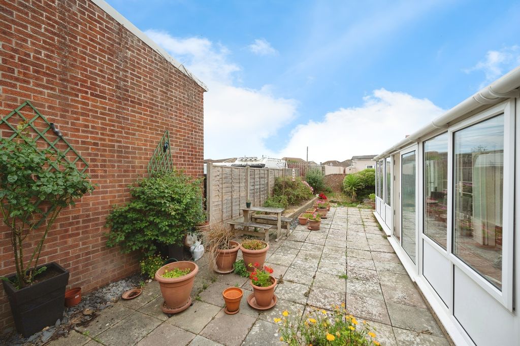 Property photo 3 of 14 Photo