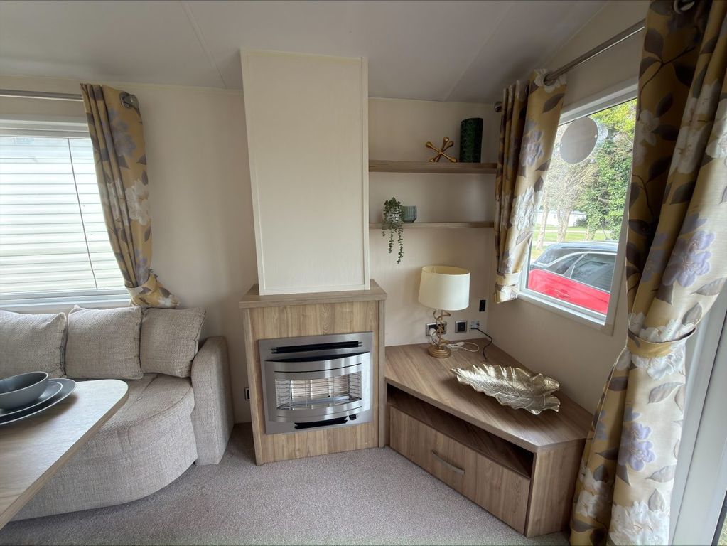 Property photo 3 of 10 Willerby Rio Premiere 2015 Car0057928 143047640.Jpeg