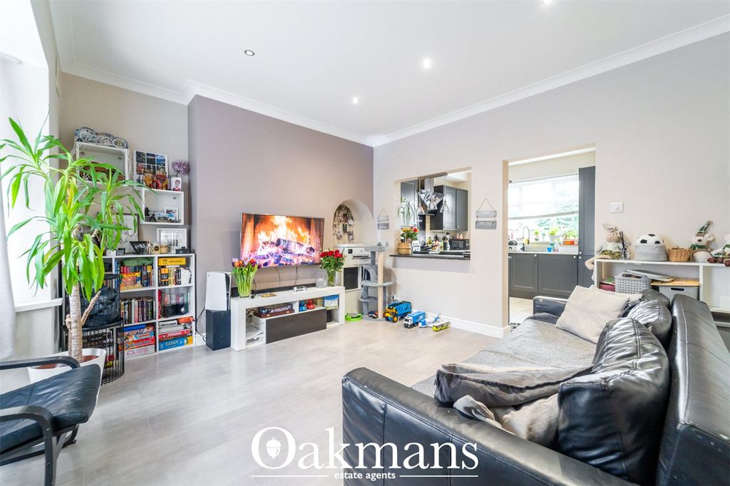 Property photo 2 of 33 Picture No. 01