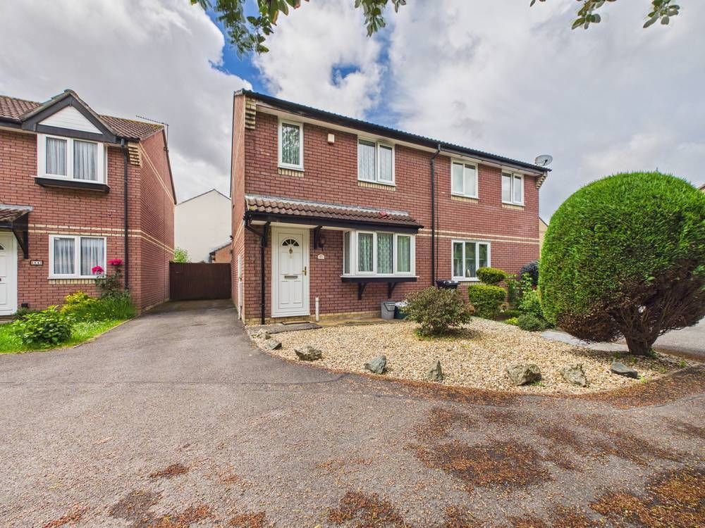 Property photo 1 of 17 Giraffe360-Still001